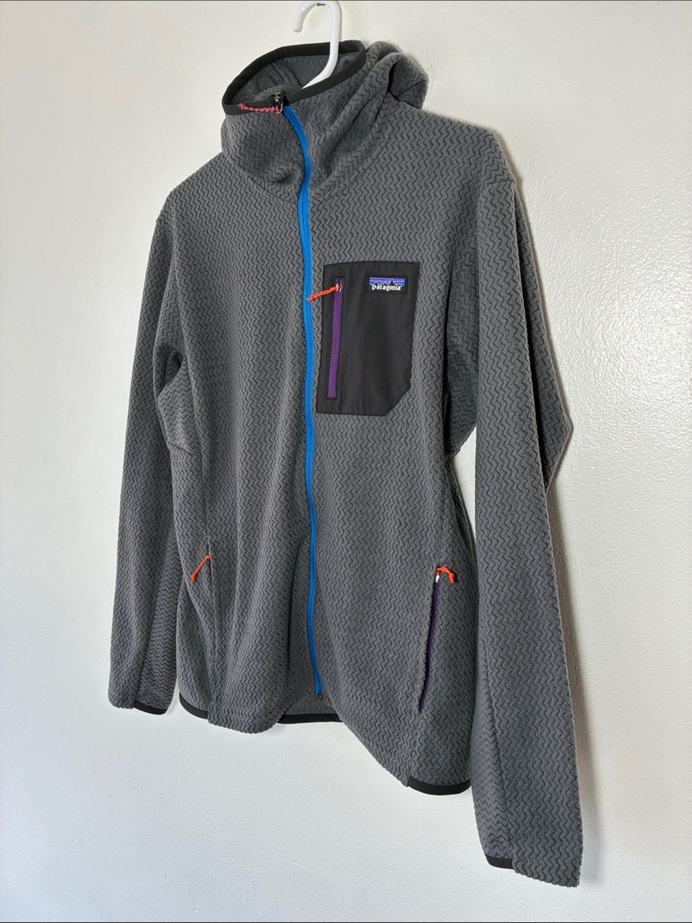 PATAGONIA Regulator R1 Air Full Zip Hoody - Picture 2 of 16